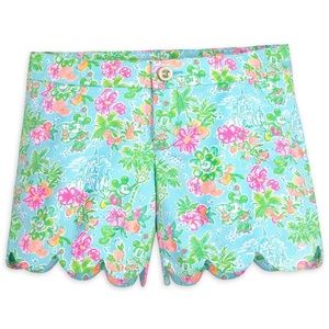 Lilly Pulitzer Size 2 Disney Scalloped Shorts 💚